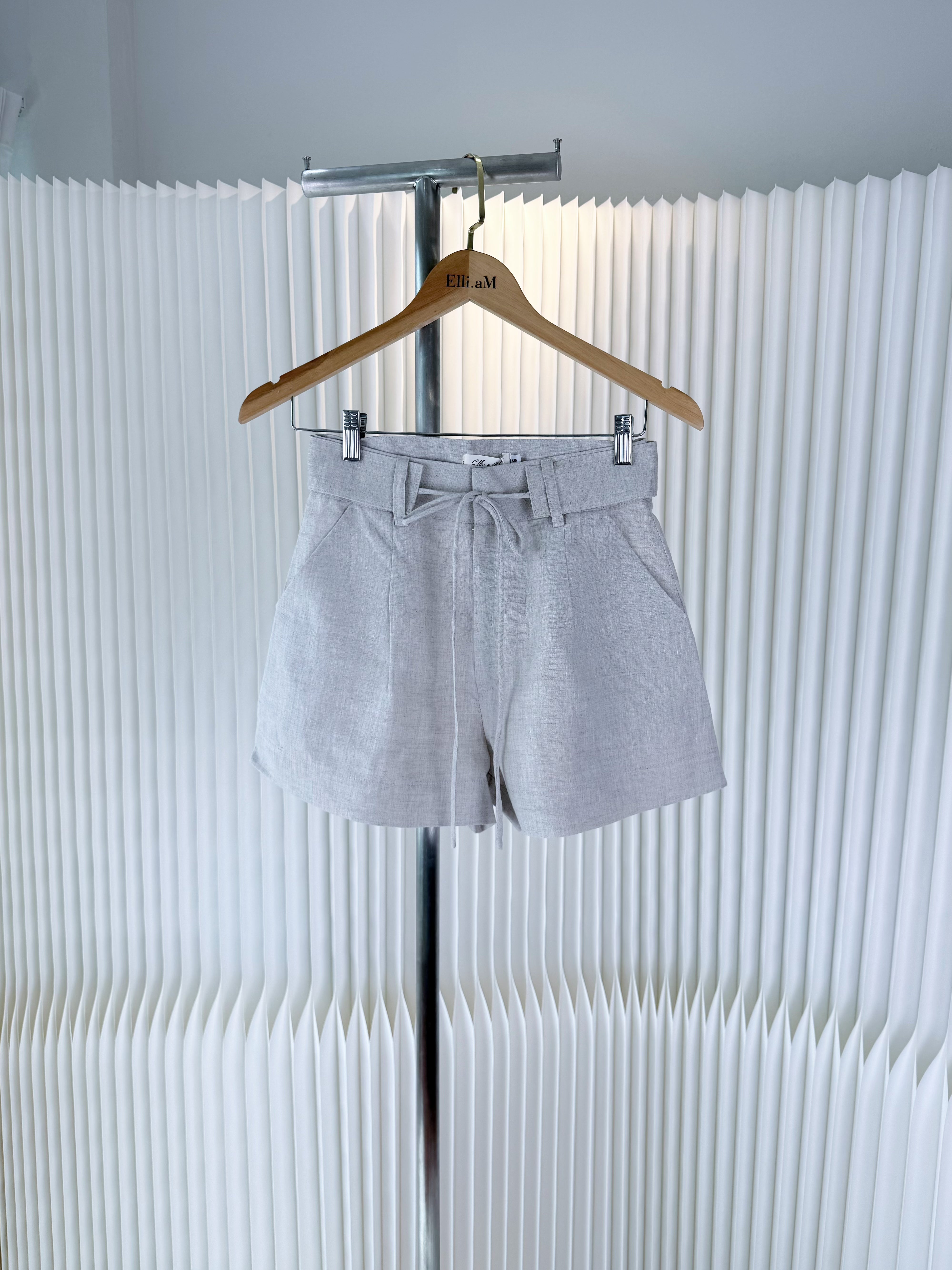 Amor Shorts