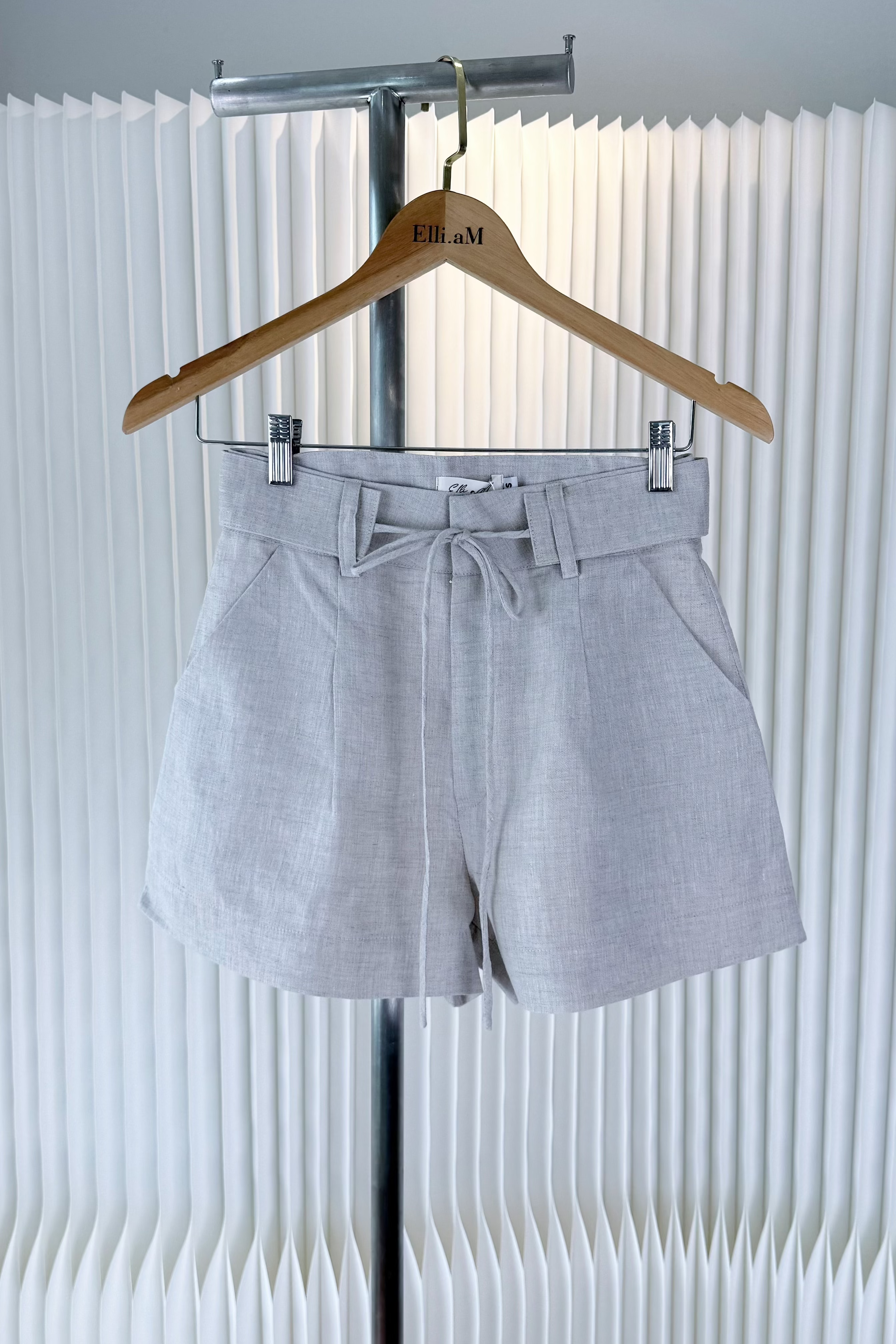 Amor Shorts
